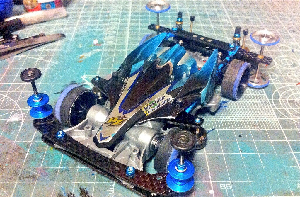 アズールM.O.B